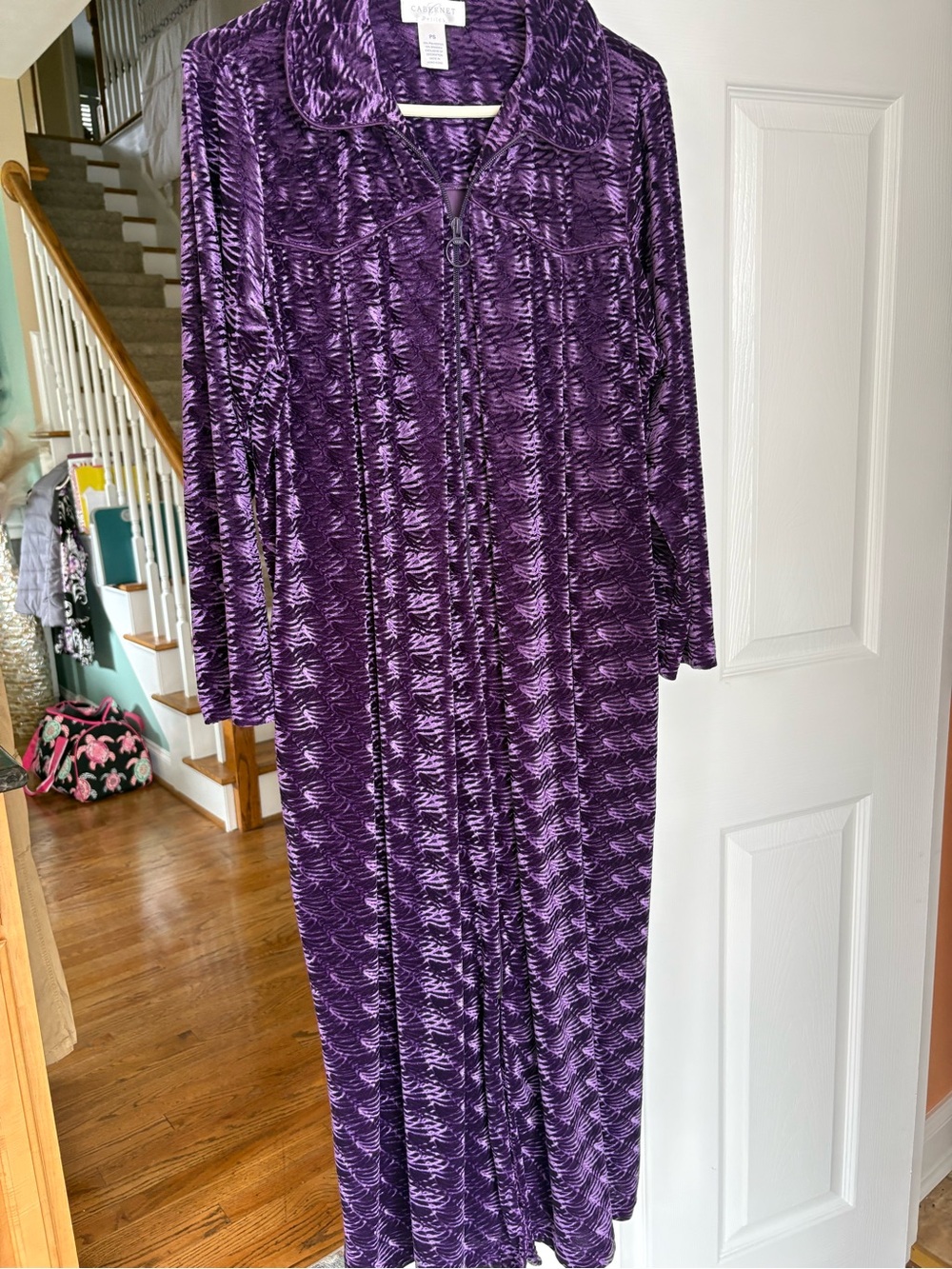 Cabernet Purple Patterned Robe with Zip Front